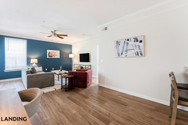 Foto del edificio - 2801 Biltmore Park Dr