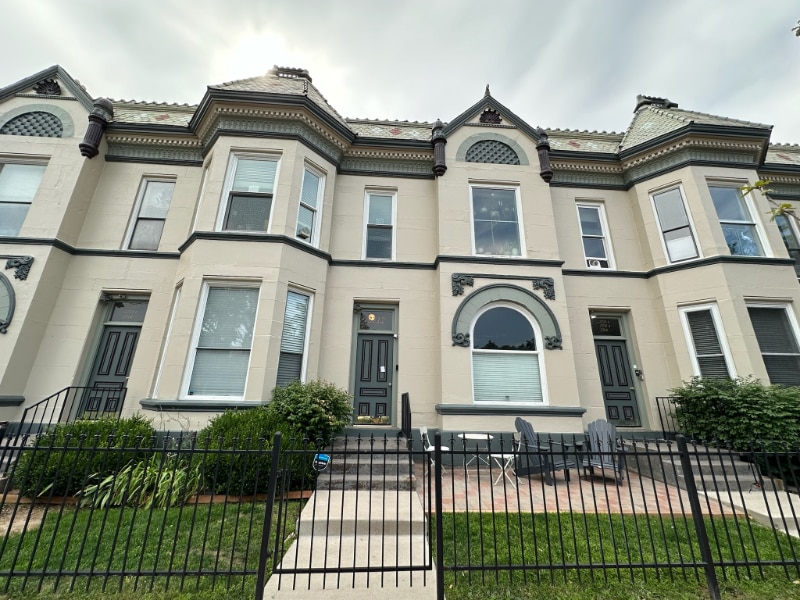 Foto principal - 2712 Stout St