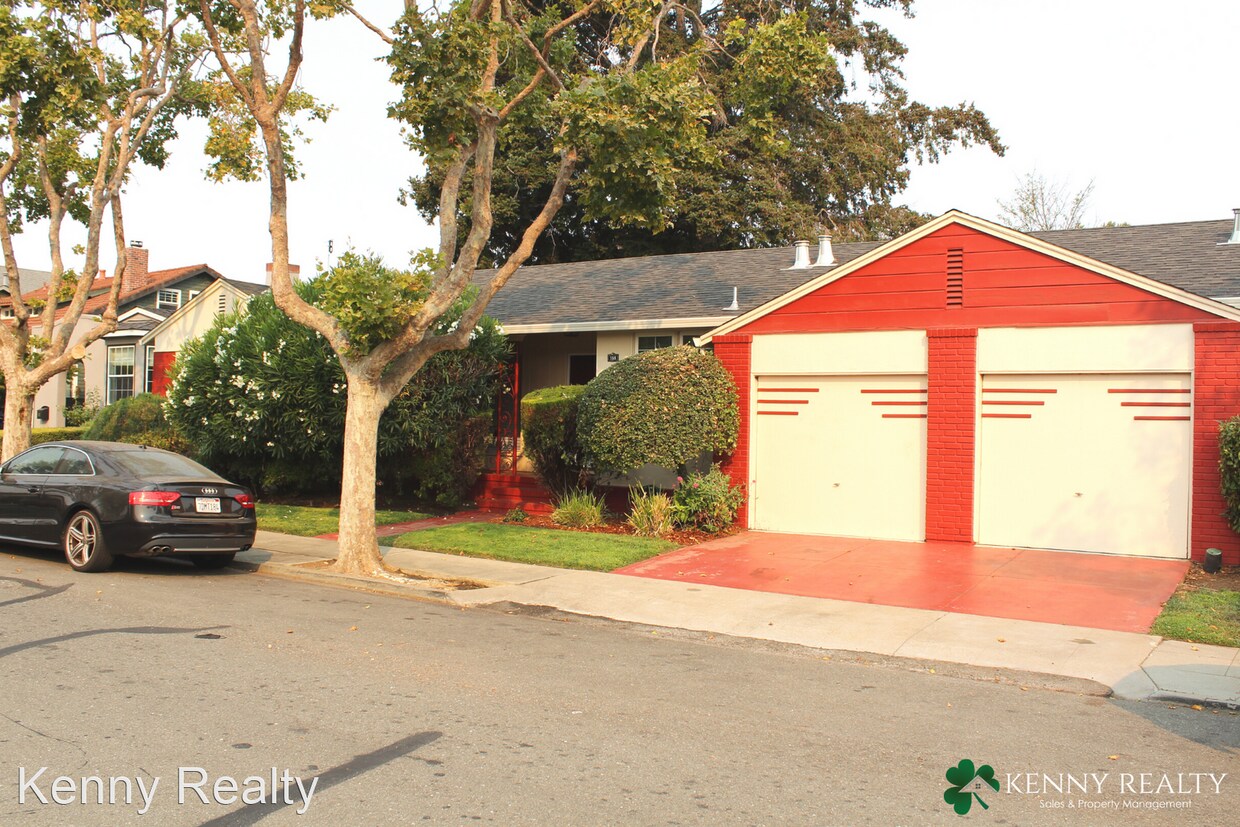 Primary Photo - 2 br, 1.5 bath House - 159 12th Avenue