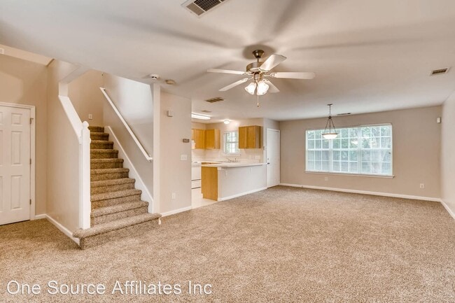 Building Photo - 2 br, 1.5 bath House - 1081 Estes Dr SW #402