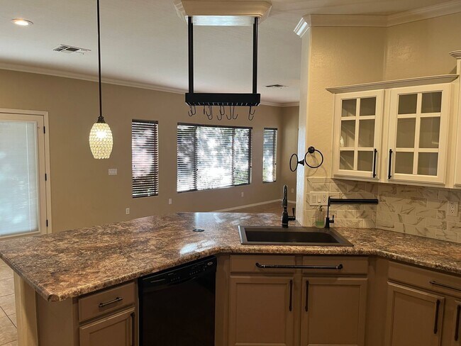 Foto del edificio - 3601 N 129th Ave