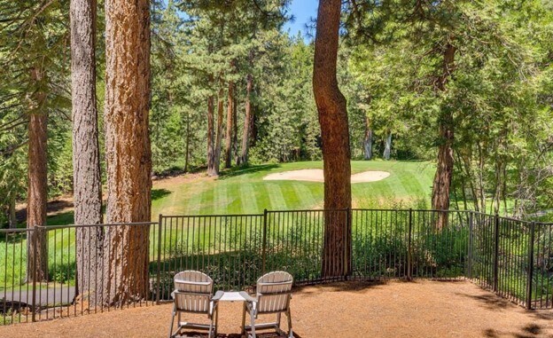 On the golf course! - 811 Snead Ct