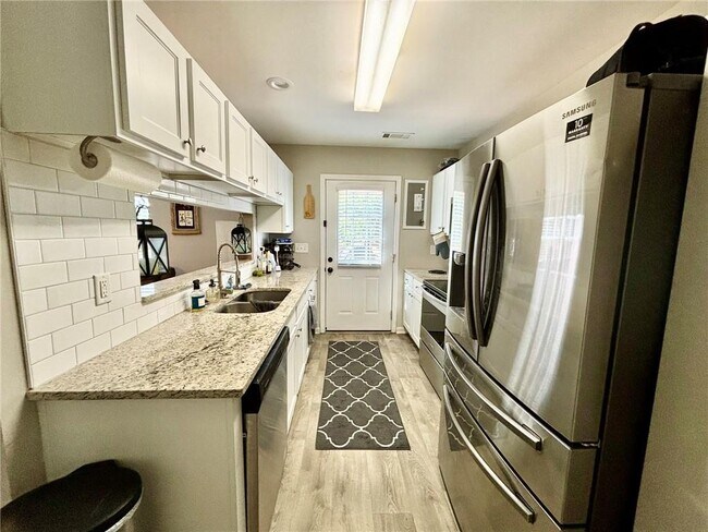 Building Photo - 3151 Genesis Way