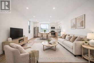 Building Photo - 343 Greenwood Ave