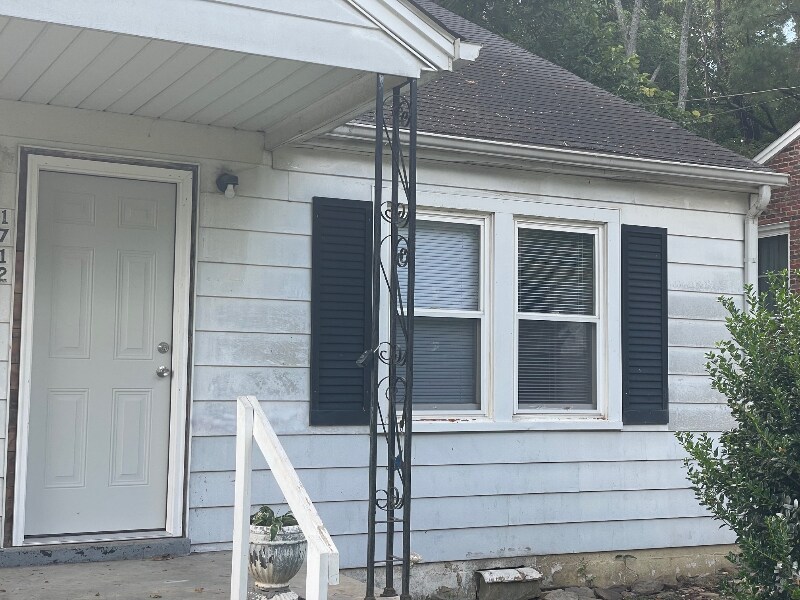 Foto principal - 1712 Hillview Dr