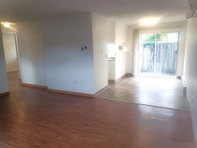 Foto del edificio - SE Tacoma Ave Duplex