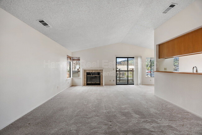 Foto del edificio - 38860 Cherry Glen Common