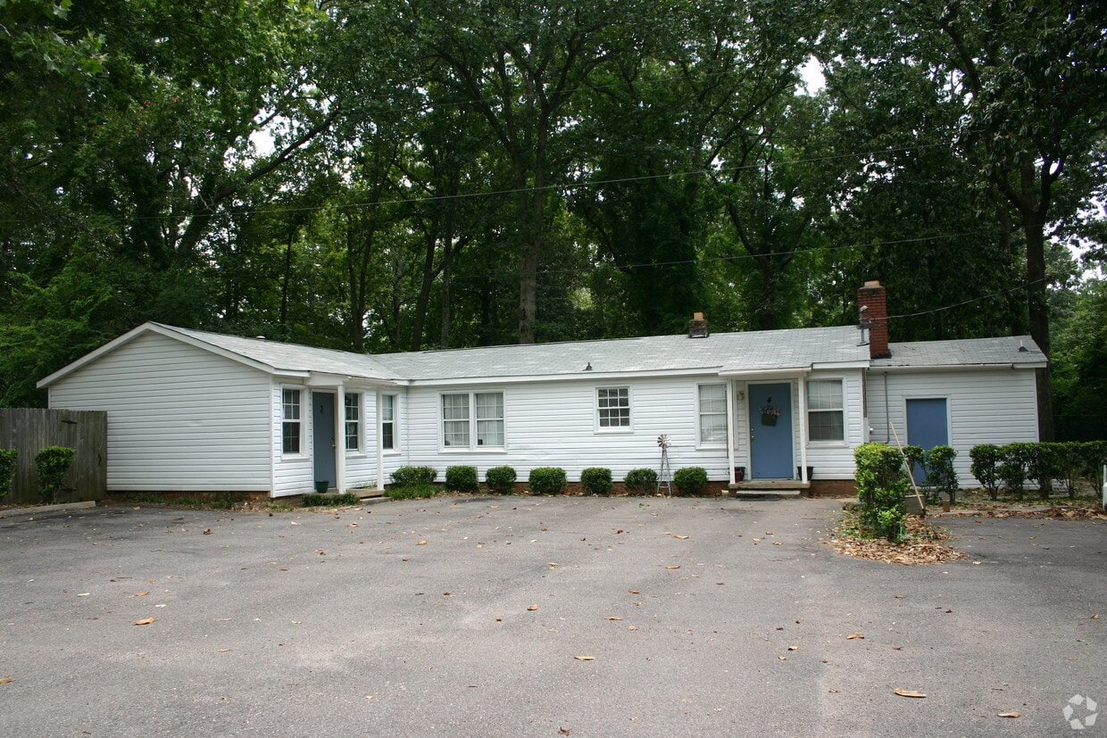 1445 Lyon Dr SE, Aiken, SC 29801 Apartments in Aiken, SC