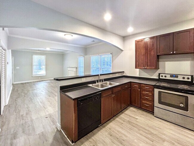 Foto del edificio - 992 Sims Ave NW