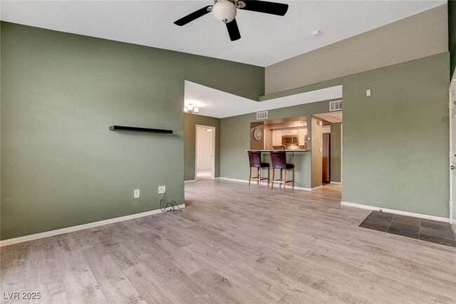 Building Photo - 45 Maleena Mesa St