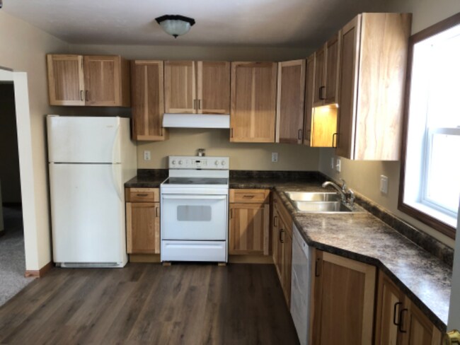 Foto del edificio - 221 E 1st St