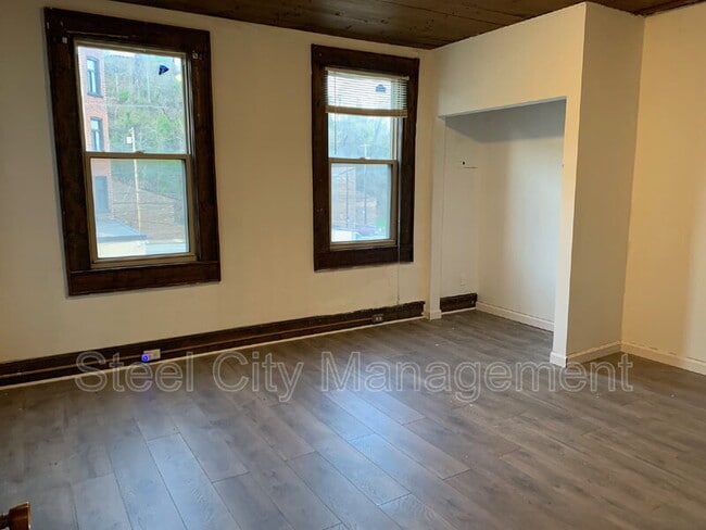 Foto del edificio - 810 Wood St