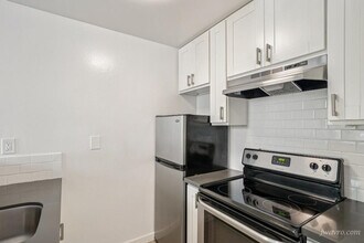 Building Photo - 2920 Polk St
