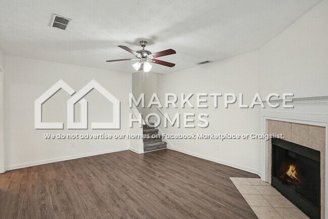 Building Photo - 325 Crestfield Cir