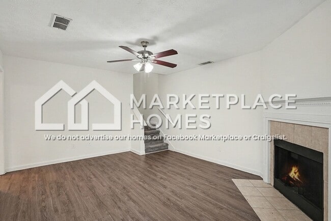 Foto del edificio - 325 Crestfield Cir