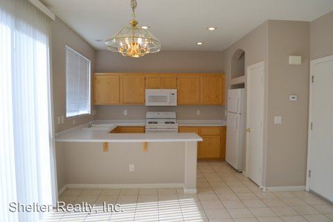 Building Photo - 8315 Golden Cypress Ave