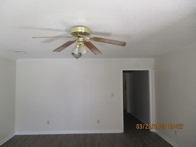Foto del edificio - 3107 Fernridge Dr