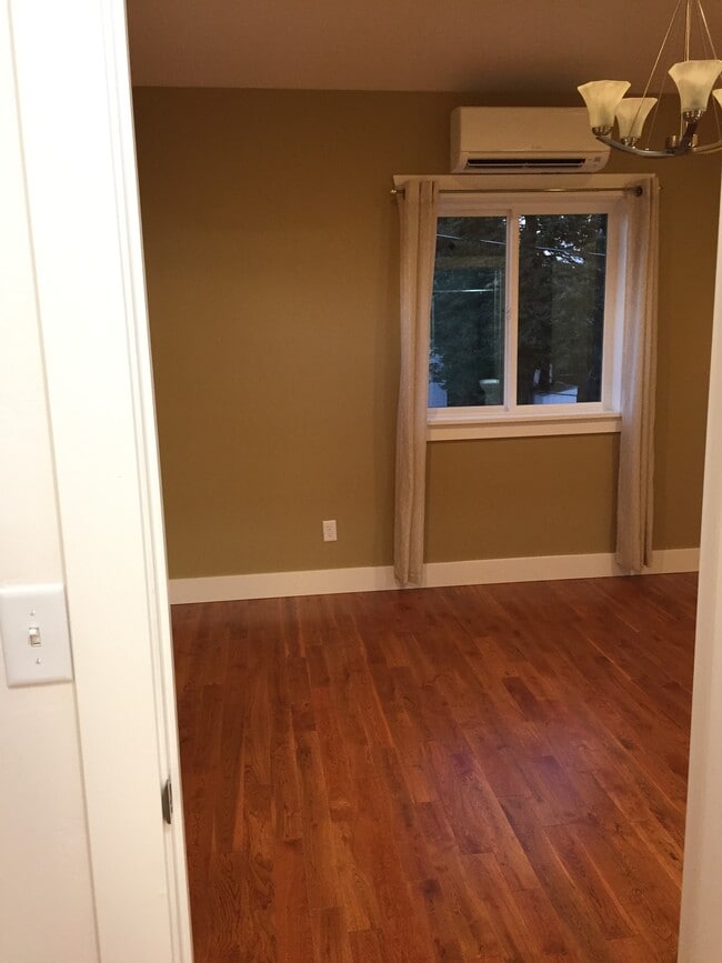 Bedroom with AC - 303 N Walnut St