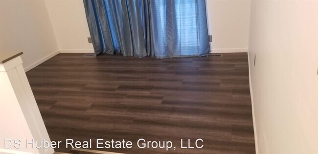 Building Photo - 2 br, 1 bath House - 2040 Lac Du Mont Dr.