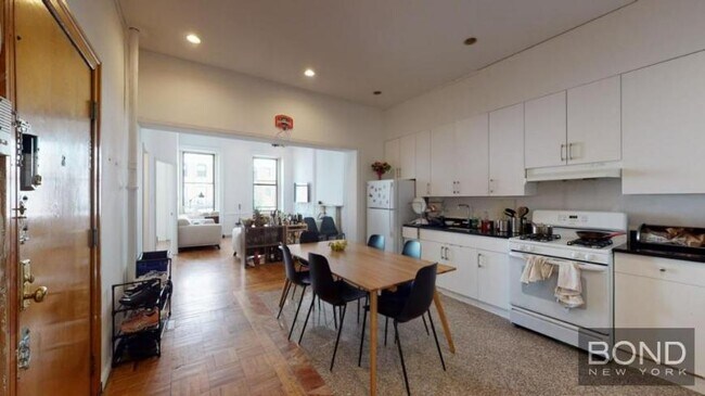 Foto del edificio - 3 bedroom in Manhattan NY 10003