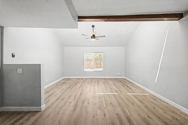 Foto del edificio - 3455 E Pima St