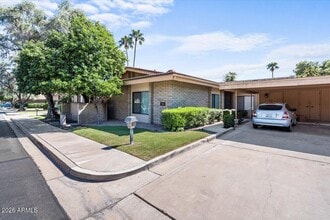 Building Photo - 4525 N 66th St