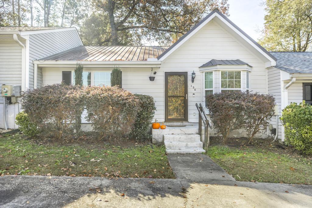 Primary Photo - 130 Wrights Mill Cir