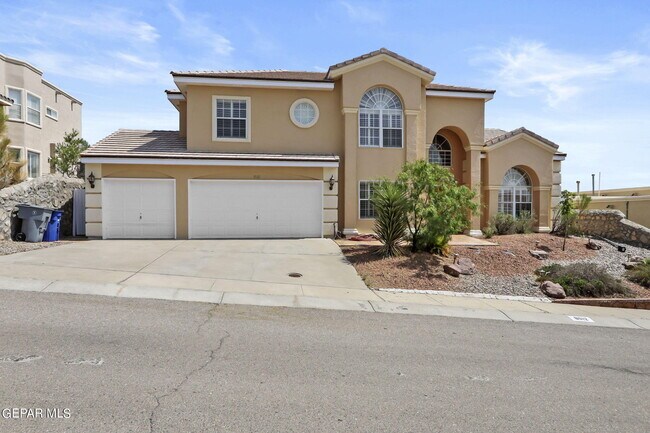 Building Photo - 6012 Ojo De Agua Dr