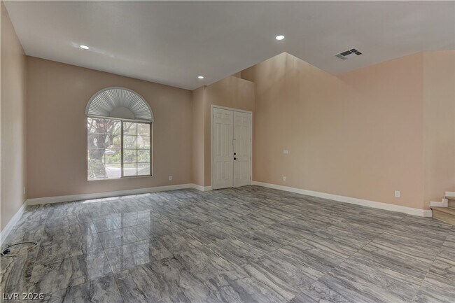 Building Photo - 5862 Bluthe Bridge Ave