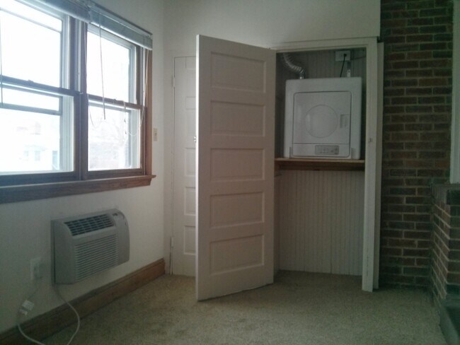Foto del edificio - 2224 40th St NW