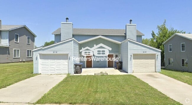 Building Photo - 2112 E Caulder Ave