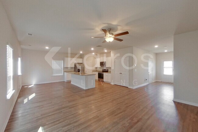 Foto del edificio - 3564 Bridgewood Dr