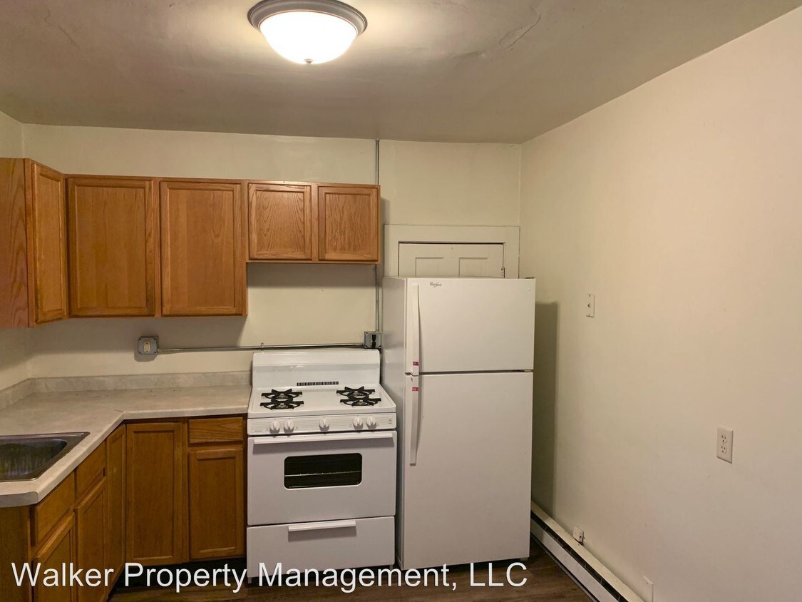 Foto principal - 420 S Franklin St