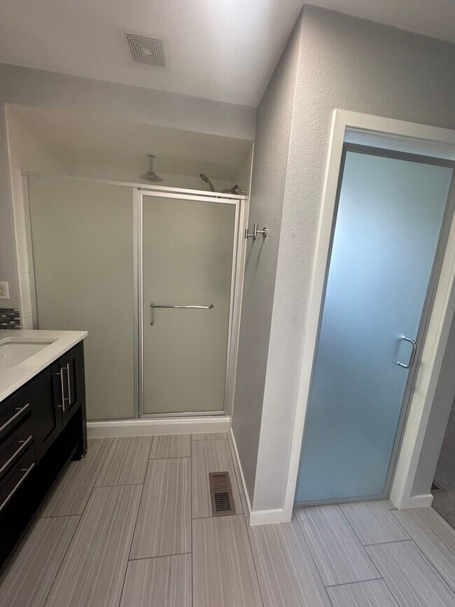 Foto del edificio - 10816 Truckee Cir