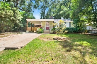 Building Photo - 312 Pineview Ln W