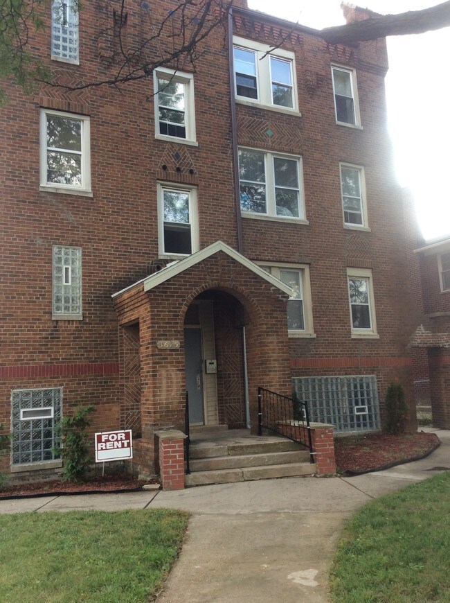 3675 Oakman Blvd Detroit Mi 48204 Apartments Detroit Mi Apartments Com