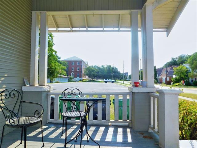 Foto del edificio - 203 Sawyer Ave