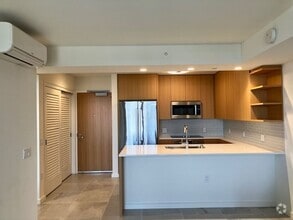 Building Photo - 1388 Kapiolani Blvd