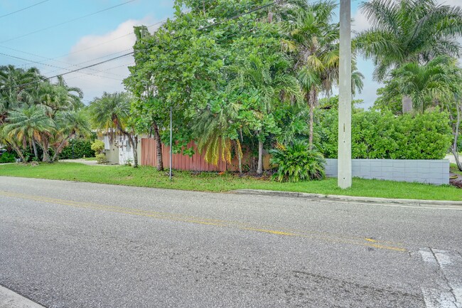 Foto del edificio - 222 N 13th Ave