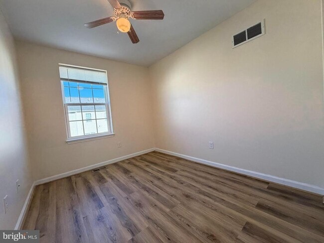 Building Photo - 122 Ridgemont Dr