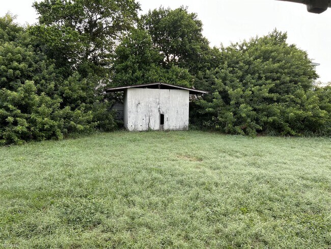 Foto del edificio - 3 br, 1.5 bath House - 284 17th Street Nor...