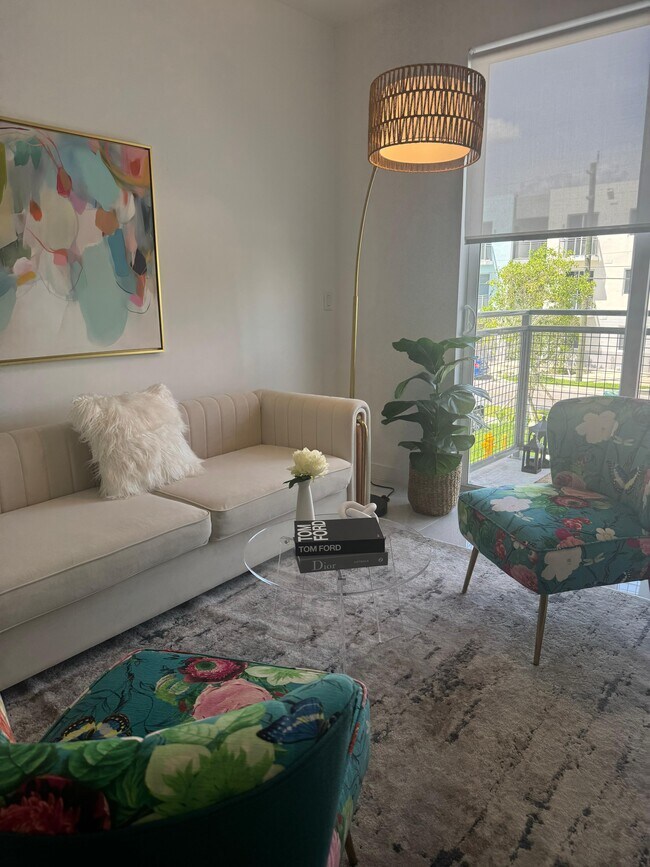Foto del edificio - 6820 SW 12th St