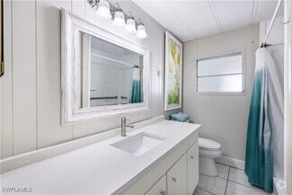 Building Photo - 21 Lemans Dr