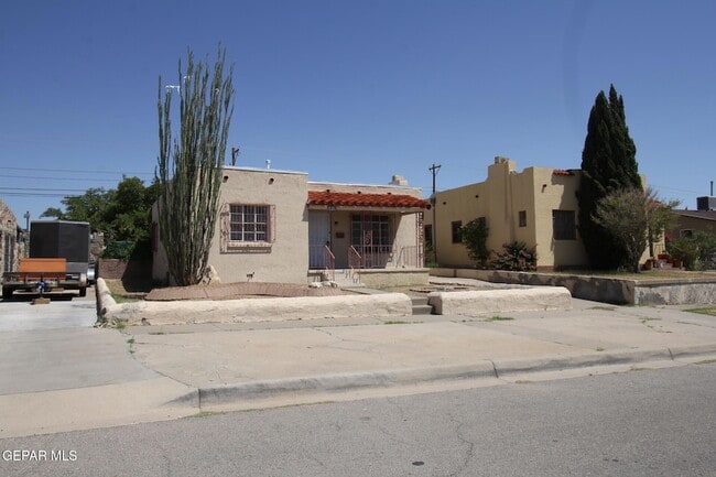 Building Photo - 3315 Sacramento Ave