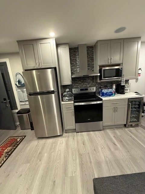 Foto principal - 10132 Lake Summit Dr