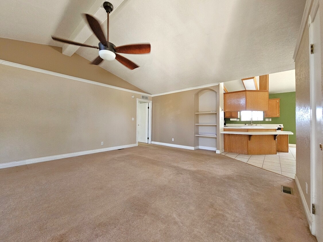 Foto del edificio - 21441 Waite St