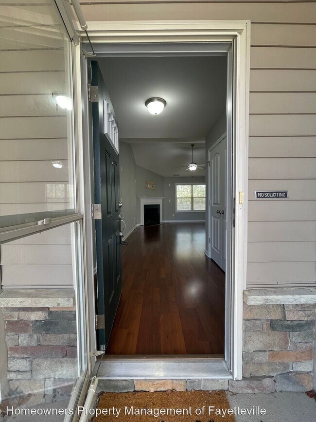 Foto del edificio - 4 br, 2 bath House - 152 Ladden Ln