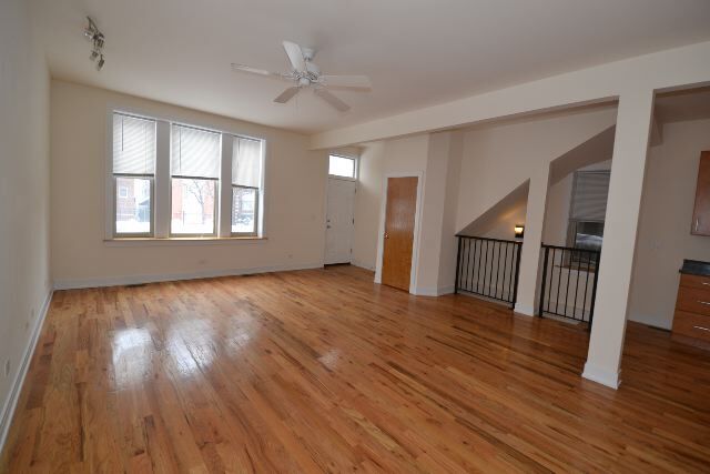 Building Photo - 2844 N Damen Ave