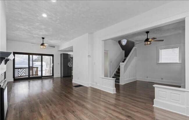 Foto del edificio - 230 W 39th St