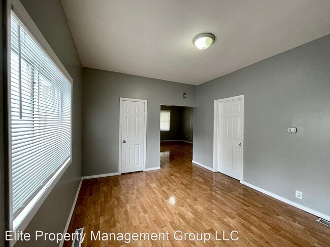 Building Photo - 4 br, 2 bath House - 123 Manitoba Ave E